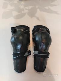 Ginocchiere per moto