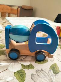 camion betoniera+gru Ikea legno