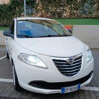 Lancia Ypsilon 1.2 69 CV 5 porte GPL Ecochic Silve