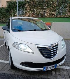 Lancia Ypsilon 1.2 69 CV 5 porte GPL Ecochic Silve