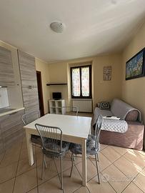 Bilocale a Gravedona ed Uniti