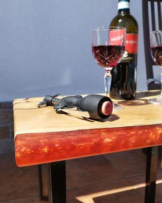 Tavolino in resina e legno