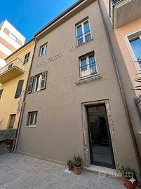 Casa cielo terra sul MARE