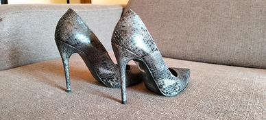 Décolleté effetto pitonato, N°35, tacco cm 10