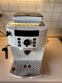 De longhi magnifica S