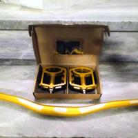 Pedali + manubrio 780mm alu. gold. Tutto  nuovo