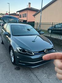 Vw Golf 7 1.4 tgi 110cv DSG metano 2017