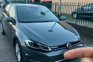 Vw Golf 7 1.4 tgi 110cv DSG metano 2017