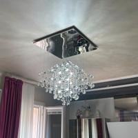 Plafoniera in metallo cromato e cristallo