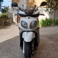 Yamaha Xenter 150