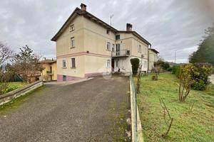 CASA SEMINDIPENDENTE A VALFABBRICA