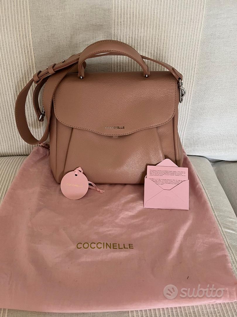 Borsa pelle rosa antico Coccinelle idearegalo Abbigliamento e