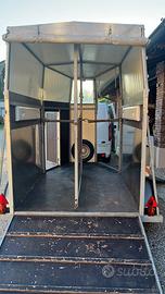 Trailer due cavalli