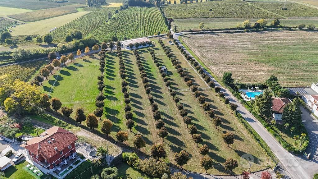 Terreno di 27000 m² a Bussolengo - Vista 2