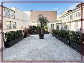 Appartamento di 135 m² con 2 locali a Milano