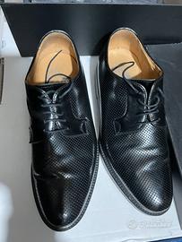 Scarpe traforate cuoio uomo