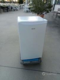 Frigorifero AKAI  AKFR106L