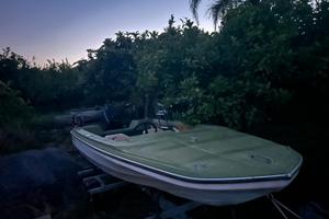 Scafo 5 metti + carrello di alaggio 