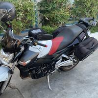 Suzuki GSR 600 4 cilindri