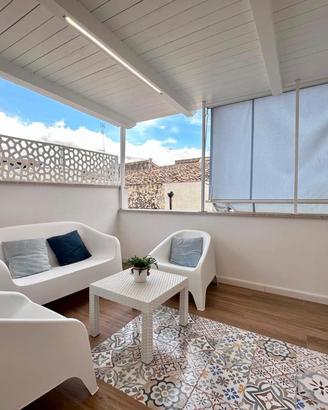Il monolocale con vista sul porto