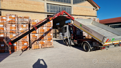 Iveco EUROCARGO 65E14 CON GRU E RIB