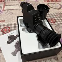 Visore notturno a ifrarossi