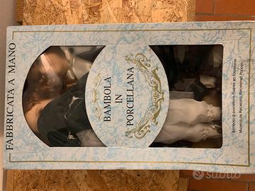 Coppia bambole in porcellana