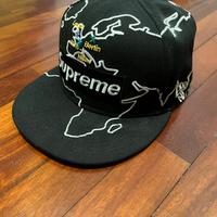 Cappello Supreme Worldwide