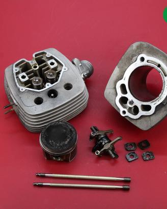 Cilindro Pistone Testata valvole sinistra MOTO GUZ