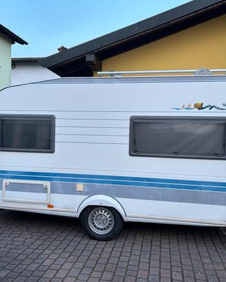 Roulotte Hobby Deluxe 400