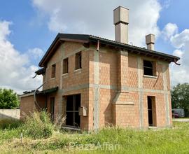 VILLA SINGOLA DI NUOVA COSTRUZIONE IN CLASSE A4