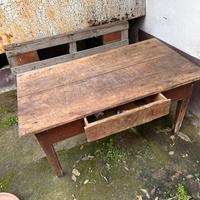 Tavolo antico sardo