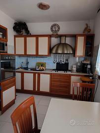 arredamento completo, mobili usati in blocco.