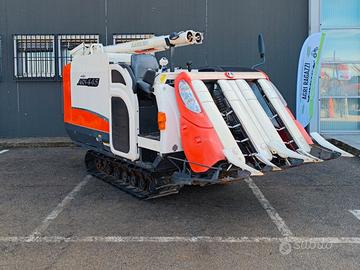 MIETITREBBIA / COMBINE - KUBOTA ARN 445