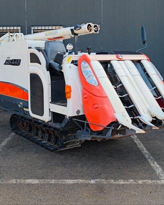 MIETITREBBIA / COMBINE - KUBOTA ARN 445