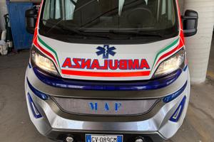 Ambulanza Fiat Ducato anno 2024