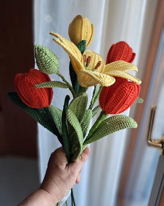 fiori all'uncinetto 