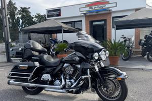 Harley-davidson FLHTCU Ultra Classic Electra Glide