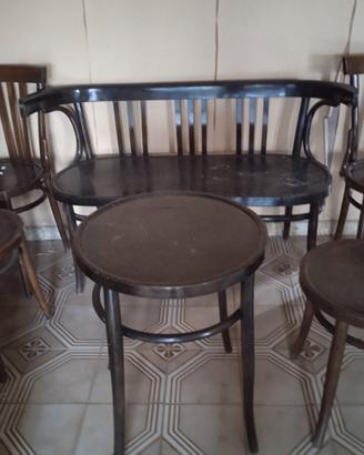 salottino completo in thonet