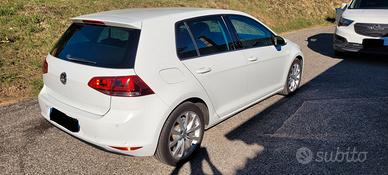 Volkswagen Golf 7 1.6 TDI  Highline 105 cv 2013