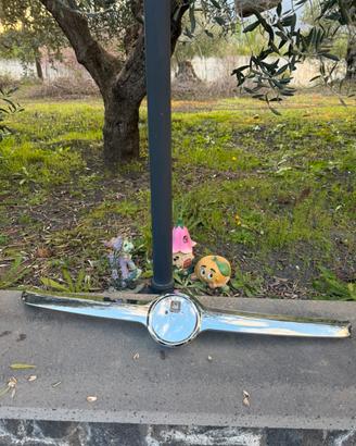 Baffo anteriore Fiat 500L cromato originale