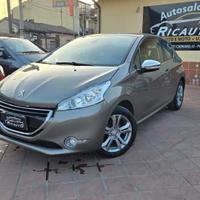 Peugeot 208 PureTech 82 3 porte Allure
