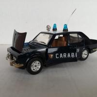 Modello auto alfetta carabinieri mebetoys