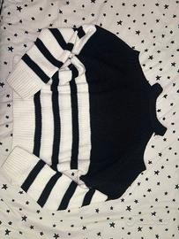 Maglione a righe bianche e nere – Stile casual