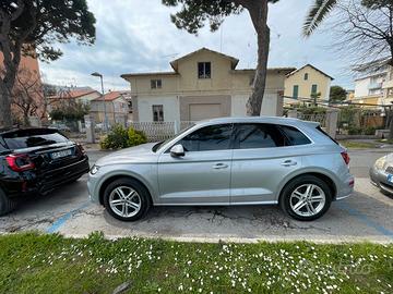 Audi Q5 S LiNE PLUS