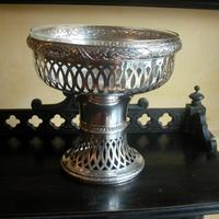 Centrotavola antico argento massiccio e cristallo