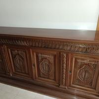 Credenza tavolo sedie buffet
