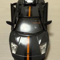 1/24 Bburago Lamborghini Murciélago LP 670-4 SV