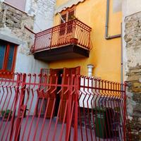 LUSTRA, Soluzione in centro storico