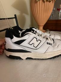 NEW BALANCE  550 bianche e nere numero 44